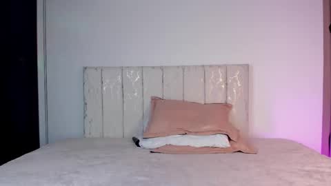 Lia online show from November 20, 6:12 am