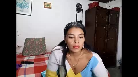 Lia online show from December 5, 7:40 am