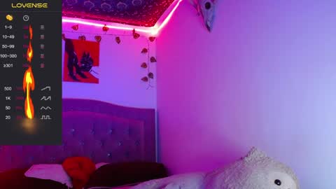 lia spicy   ig online show from March 31, 2:50 pm