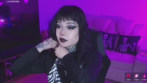 Liaa  online show from February 9, 7:09 pm