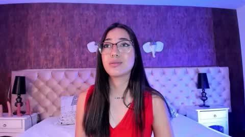 liaa turner  online show from September 30, 9:25 pm