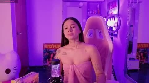 Lia Butera online show from May 1, 11:10 pm