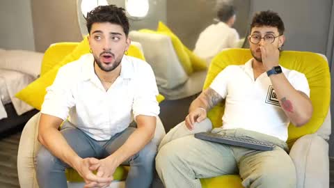 Liam  Luca online show from February 17, 6:39 pm