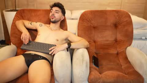 Liam  Luca online show from March 2, 11:20 pm