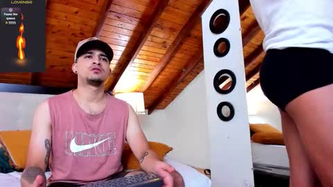 Snapshot of liam_espinoza chatting on October 18, 10:36 pm Liam Espinoza online show from October 18, 10:36 pm