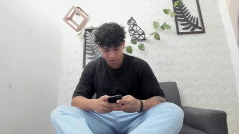 Snapshot of liam_percy7 chatting on October 14, 12:30 pm liam online show from October 14, 12:30 pm