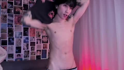 Liam online show from February 13, 8:06 am