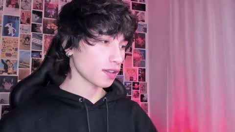 Liam online show from January 14, 3:32 am