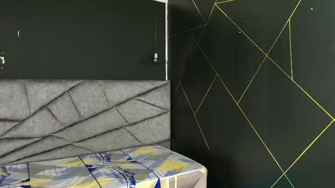 L I A M O N R O E online show from November 2, 11:54 am