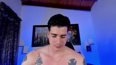 liamwyatt_ online show from March 13, 3:32 am