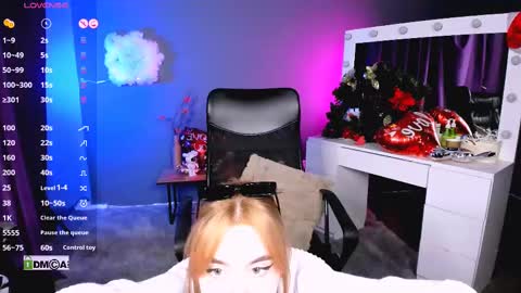 Little Liana  online show from February 17, 5:23 pm
