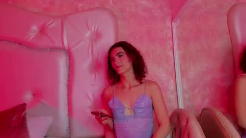 liarosh_ online show from February 20, 4:23 am