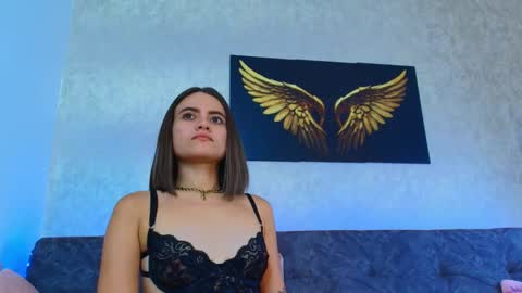 liaross online show from March 1, 11:37 pm