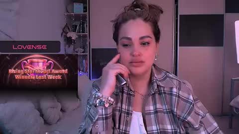 libra_mia online show from March 13, 9:34 am