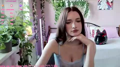Welcome guys in my room Im Claire online show from May 25, 2:12 pm