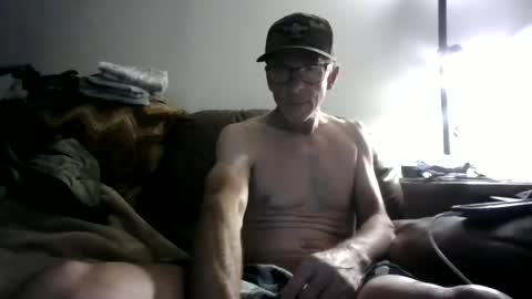 lickerboy721367 online show from July 19, 5:21 am