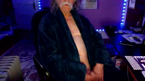 LickYourYoni online show from April 12, 2:43 pm