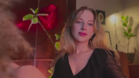 its my birthday today so im offline  but id be so happy if you felt like sending me a birthday love while im away  online show from March 20, 7:08 pm