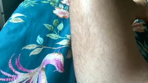 lightningb85 online show from April 13, 7:23 am