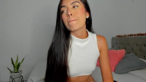 Maddie  online show from May 21, 1:56 am