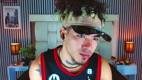 Lihan online show from October 25, 1:44 pm