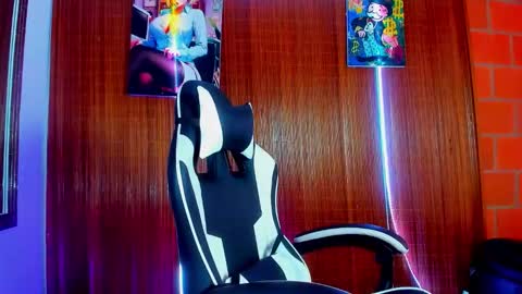 Daniel online show from February 10, 10:24 pm