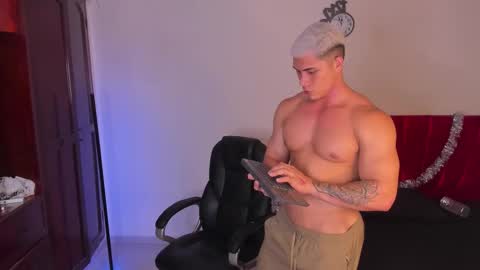 liiam_jesus online show from November 25, 3:27 am