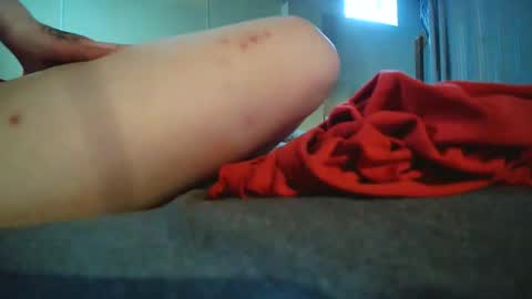 liiilbabyyy online show from March 22, 7:40 pm