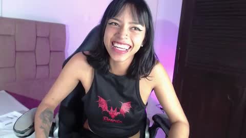 liilithstone online show from March 6, 2:16 pm