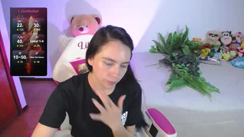 Liika  online show from February 8, 1:53 am