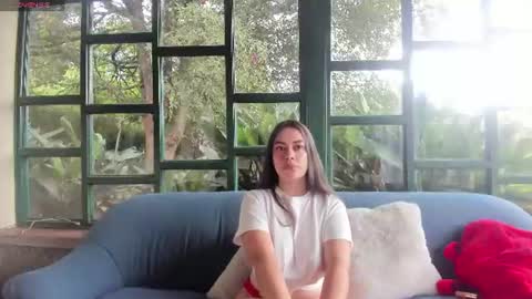 Lil Auroa  online show from July 2, 3:39 pm