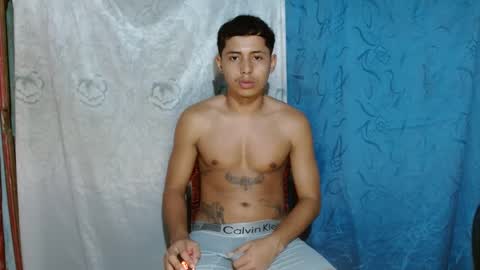 lil_condor_baby online show from October 8, 12:07 am