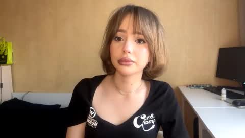 Lily online show from January 15, 10:57 am