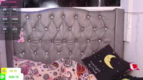   online show from October 31, 3:23 pm