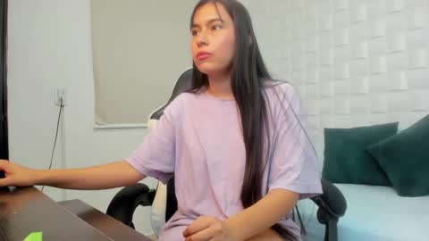 L I L A online show from January 7, 2:49 am