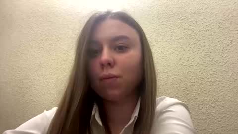 Lily online show from October 16, 9:35 pm