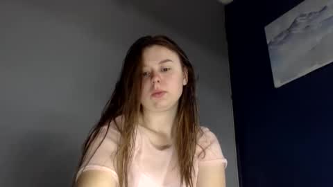 Lily online show from October 1, 5:39 am