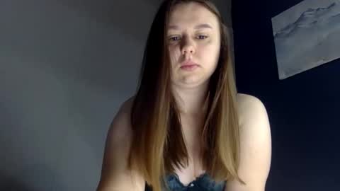 Lily online show from October 8, 7:47 am
