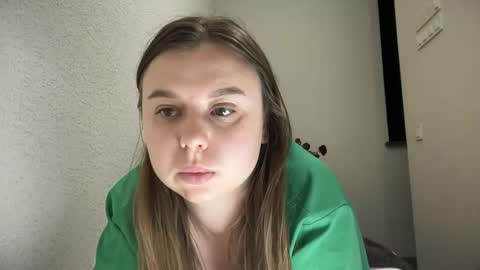 Lily online show from October 12, 2:48 am