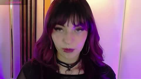 Lila online show from December 15, 4:04 pm