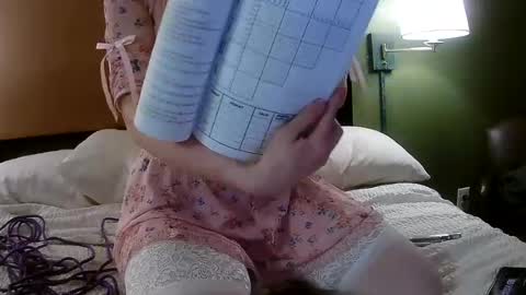 lilarodwell online show from June 14, 2:24 am