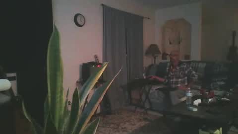 lildicksissy online show from November 14, 9:00 am