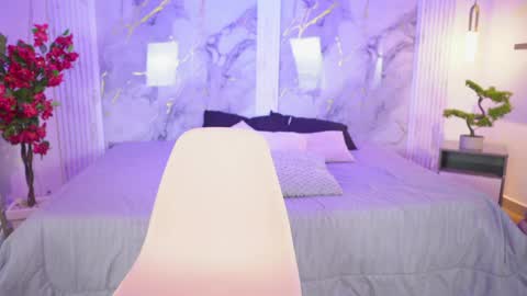 lili_encanto online show from April 22, 2:52 am