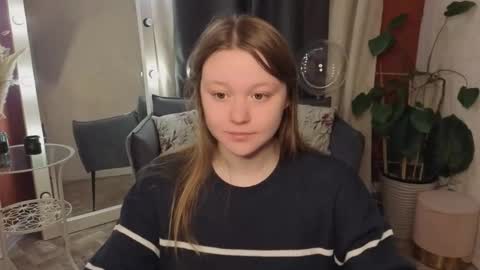 Lilian online show from March 1, 4:39 am