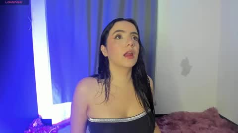 lilirouse online show from April 14, 12:08 pm