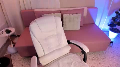 Lilth online show from March 17, 7:52 pm