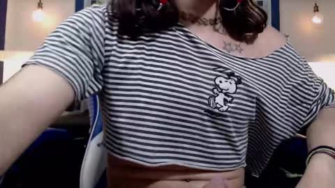 lilith  online show from January 15, 9:01 pm