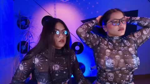 Lilith and Khloe  online show from November 15, 11:34 am