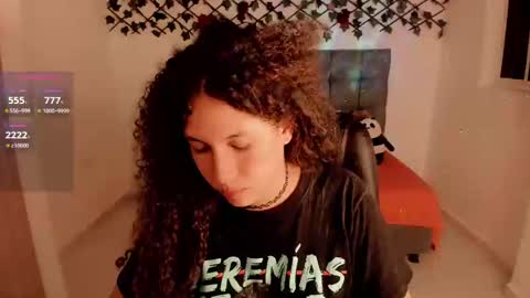 lilith_miller21 online show from November 17, 10:34 pm