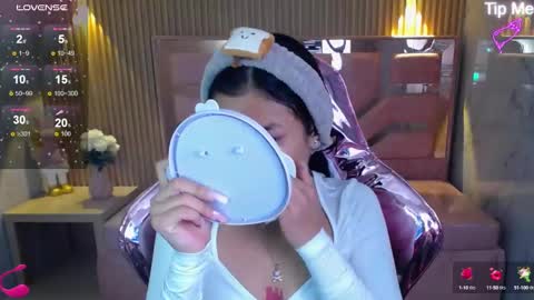 Snapshot of lilith_petit_sub chatting on February 11, 12:58 pm Lilith  online show from February 11, 12:58 pm
